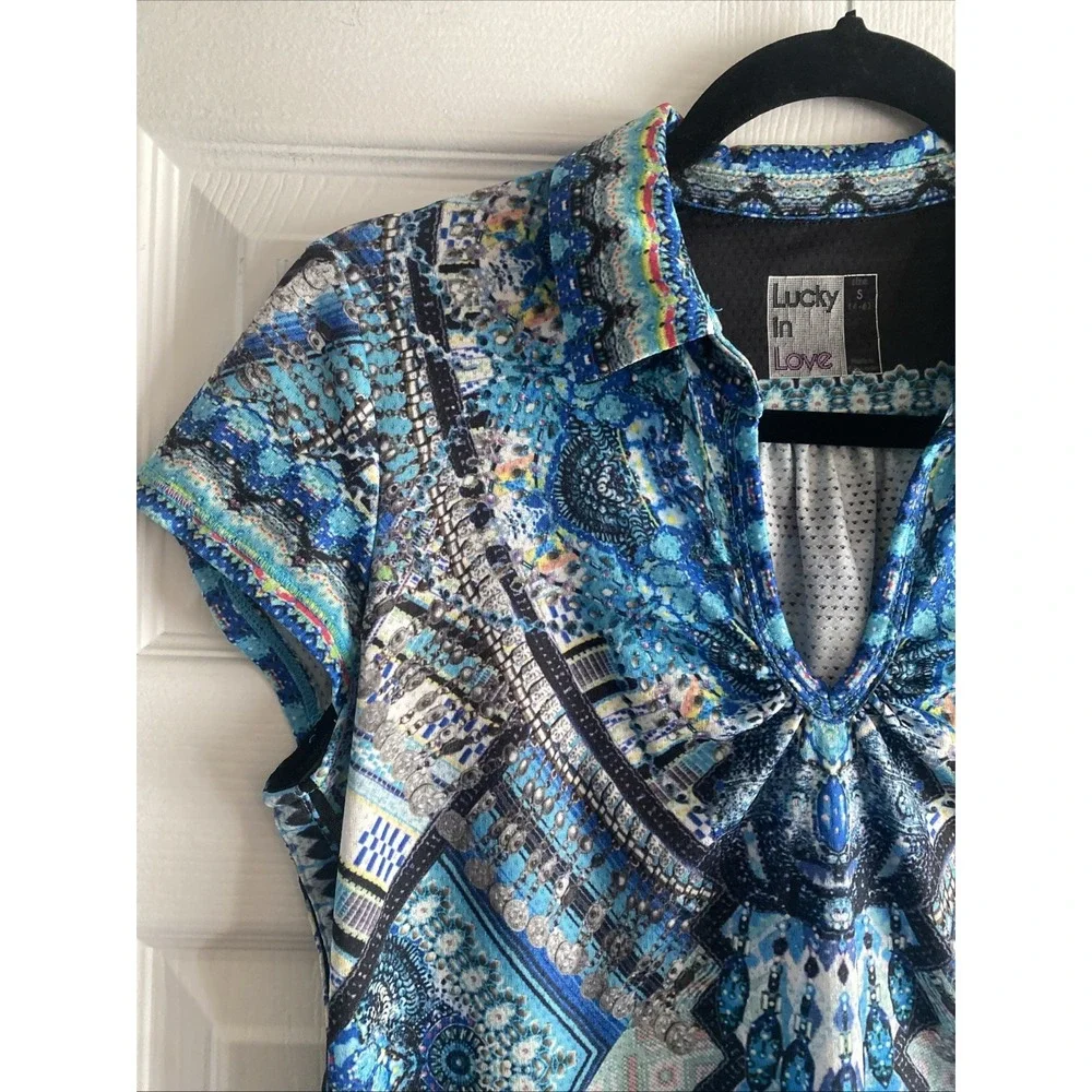 Lucky In Love Geometric Print Polo Top Womens Size S Blue Tennis Golf Activewear